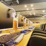 مقهى إنترنت CyberCafé Internet