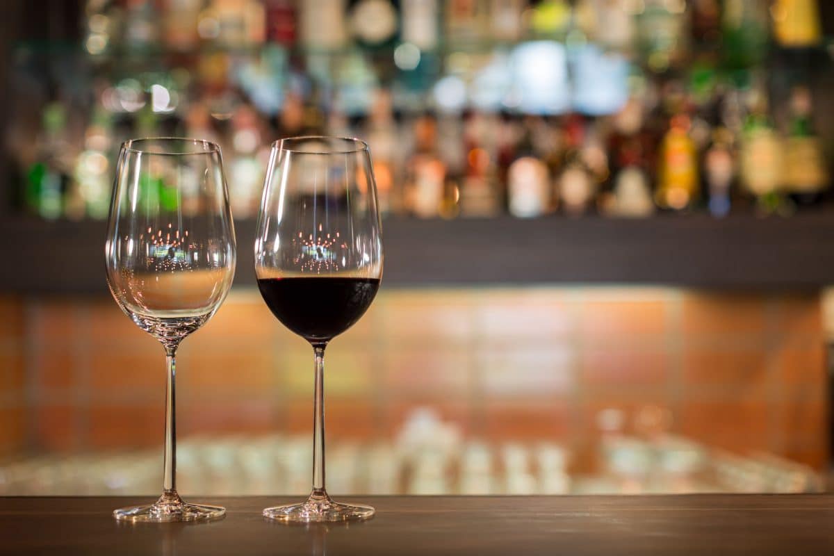 مطعم Fleming's Prime Steakhouse & Wine Bar